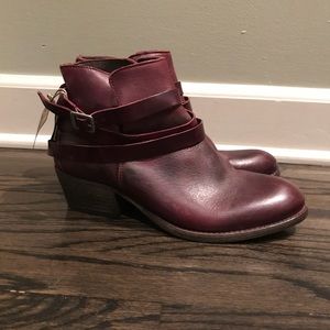 Hudson London Belt Wrapped Bootie in “Bordo” sz 39